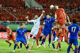 今日趣图：半场：踢新加坡随便赢 全场：国足脸都不要了？